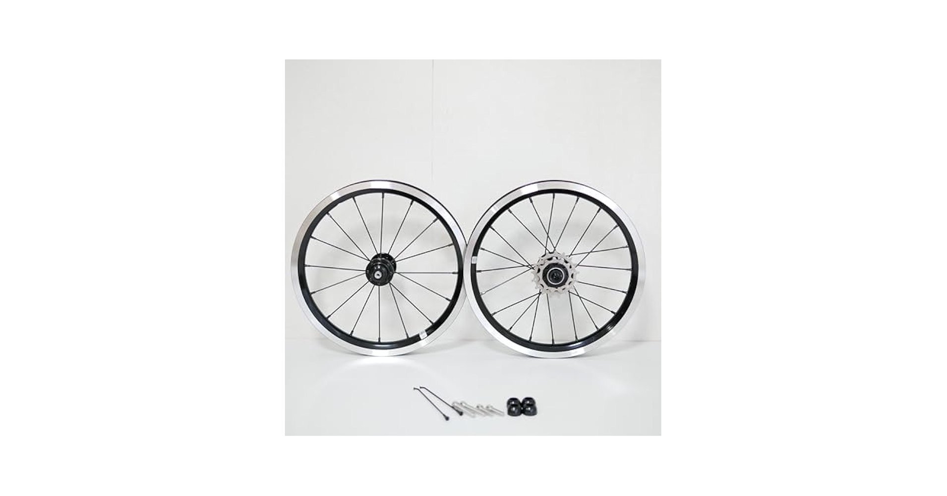 dahon k3 用　ホイールセット　14インチ　3速 シルバー dahon k3 用 ホイールセット 14インチ 3速 シルバー - メルカリ